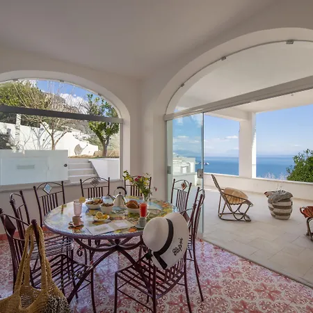 Nyaraló Gra Praiano